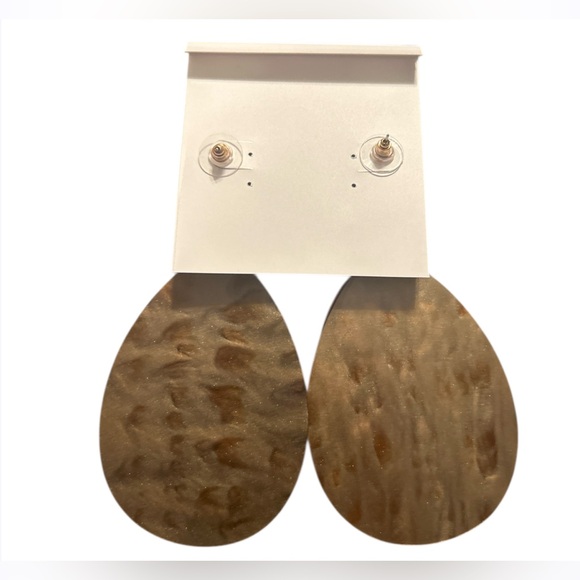 Natasha Layered Teardrop Resin Statement Studded Earrings Red Brown NEW - Picture 7 of 7